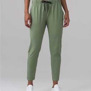 Lululemon pants